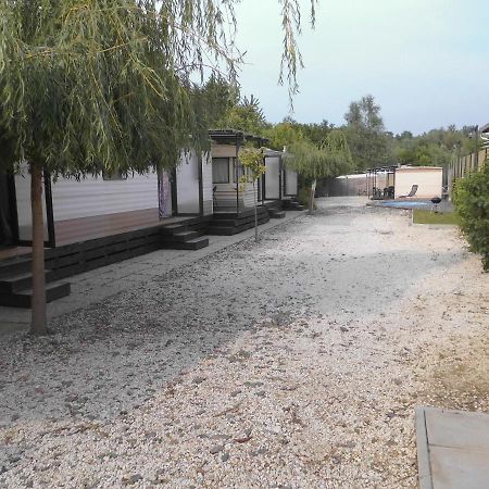 Kenge Apartmanok Balatonszárszó Eksteriør bilde