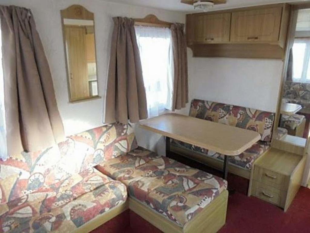 Kenge Apartmanok Balatonszárszó Eksteriør bilde